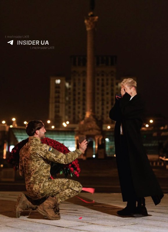 MELOVIN заручився з військовим на Майдані Незалежності 💍 2