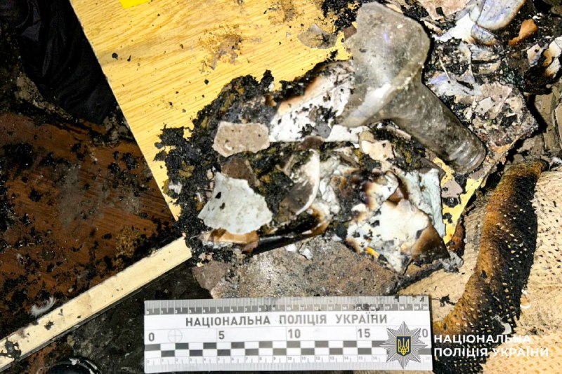 Трагедія у Рівному: син облив батька бензином та підпалив 2