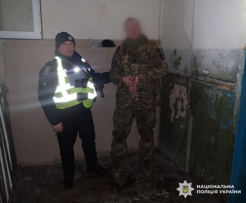 Напад дезертира в Одесі: військовий у СЗЧ поранив чоловіка ножем 2